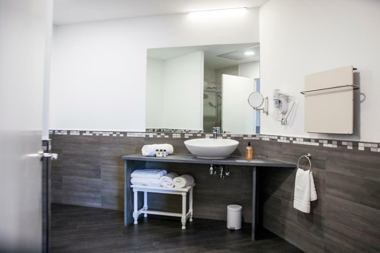 The Rock Suites & Spa Congosto Exterior foto